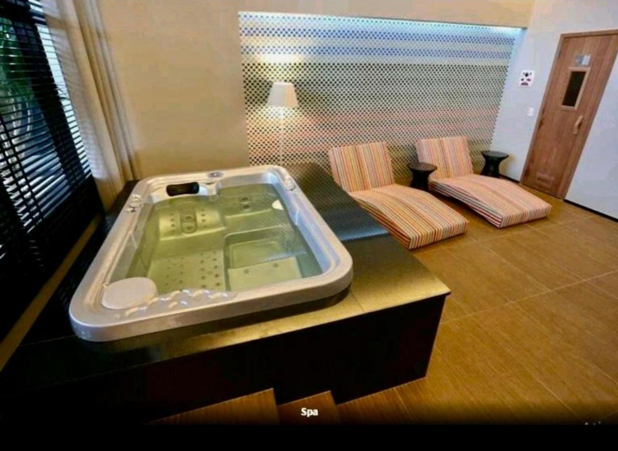 Apt Hotel Astron Mundial 살바도르 외부 사진
